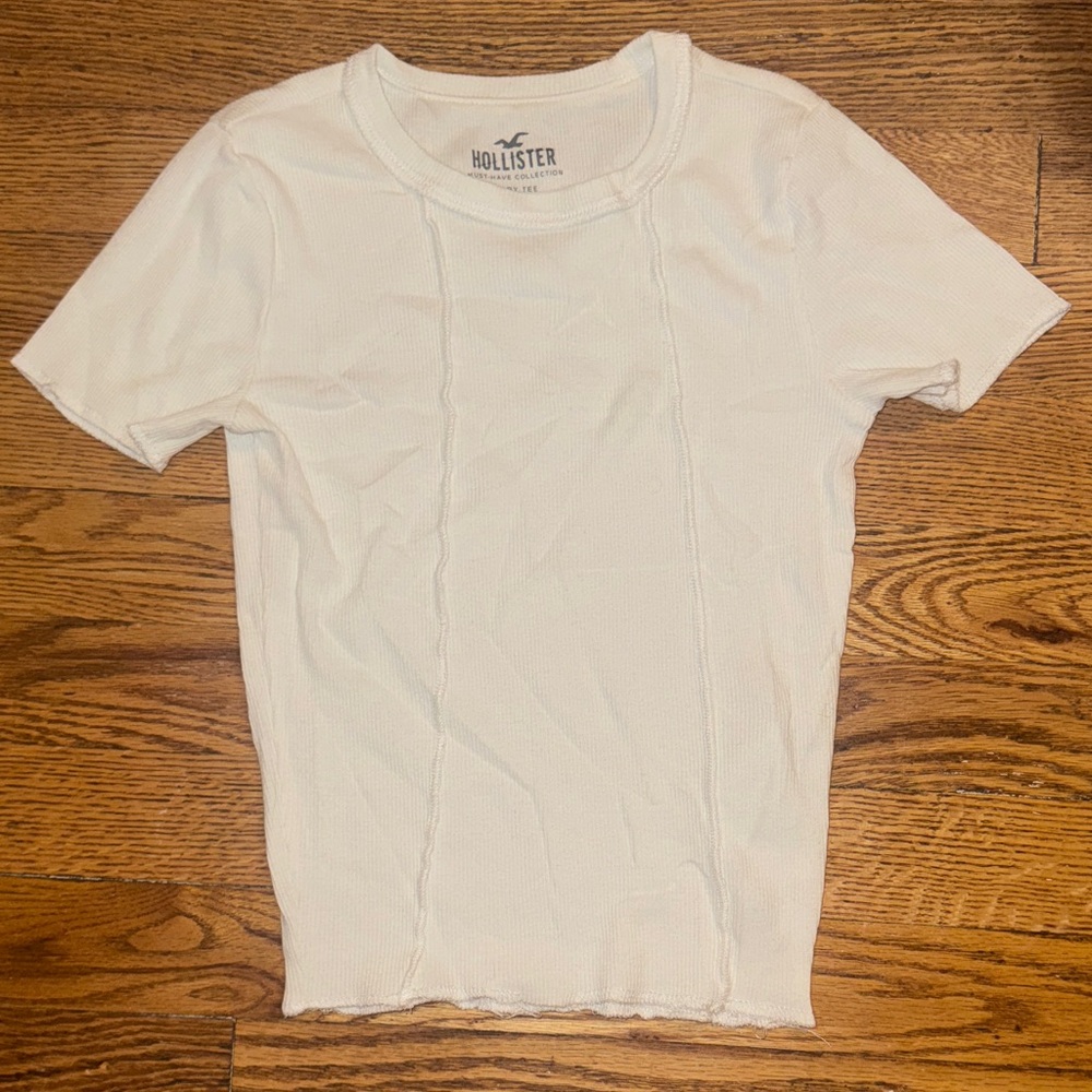 Hollister Women's White Short Sleeve Tee